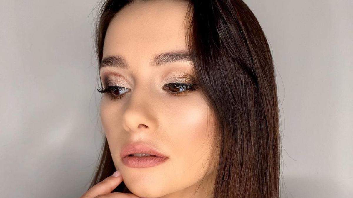 Как сделать новогодний макияж в домашних условиях: советы визажиста Как сделать новогодний макияж в домашних условиях: советы визажиста