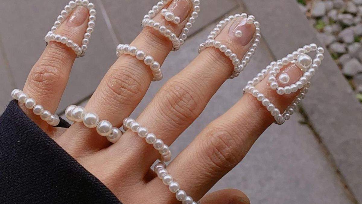 Маникюр с украшениями для ногтей: для разнообразия – фото Маникюр с украшениями для ногтей: для разнообразия – фото