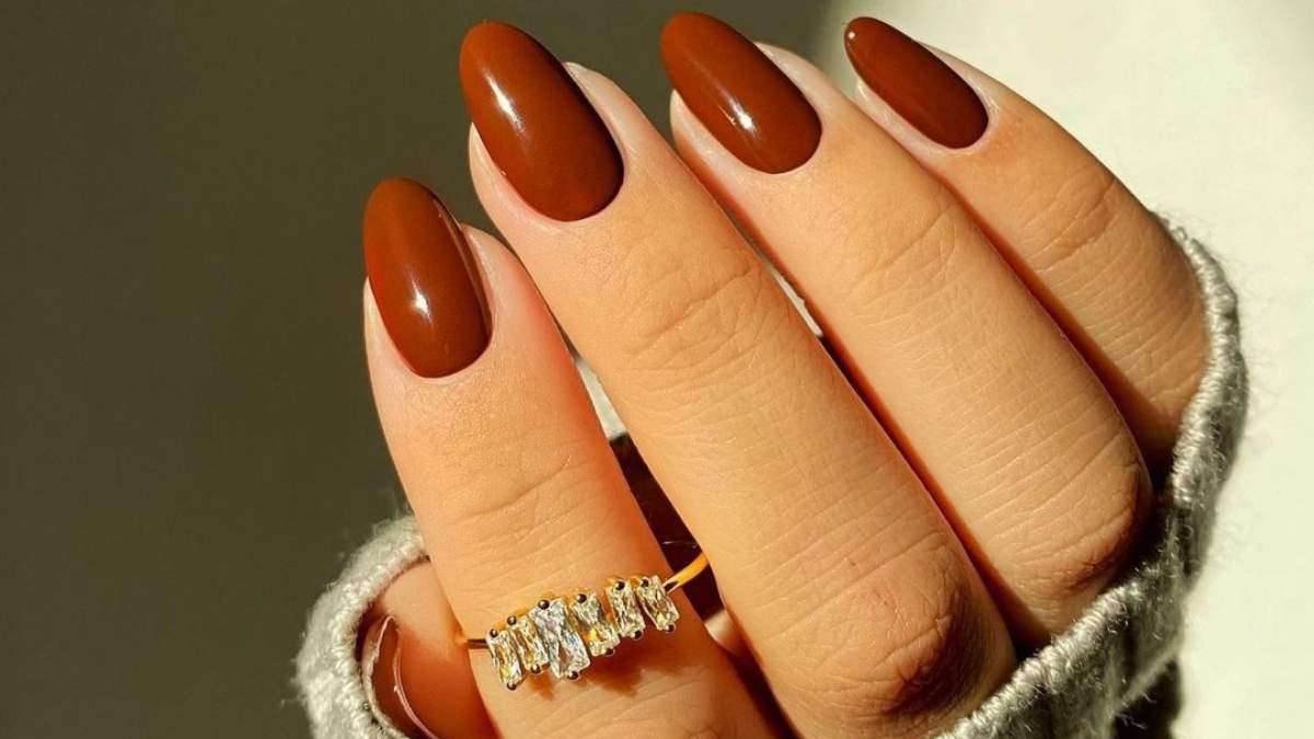Який манікюр зробити на 8 березня: ідеї у фото Який манікюр зробити на 8 березня: ідеї у фото