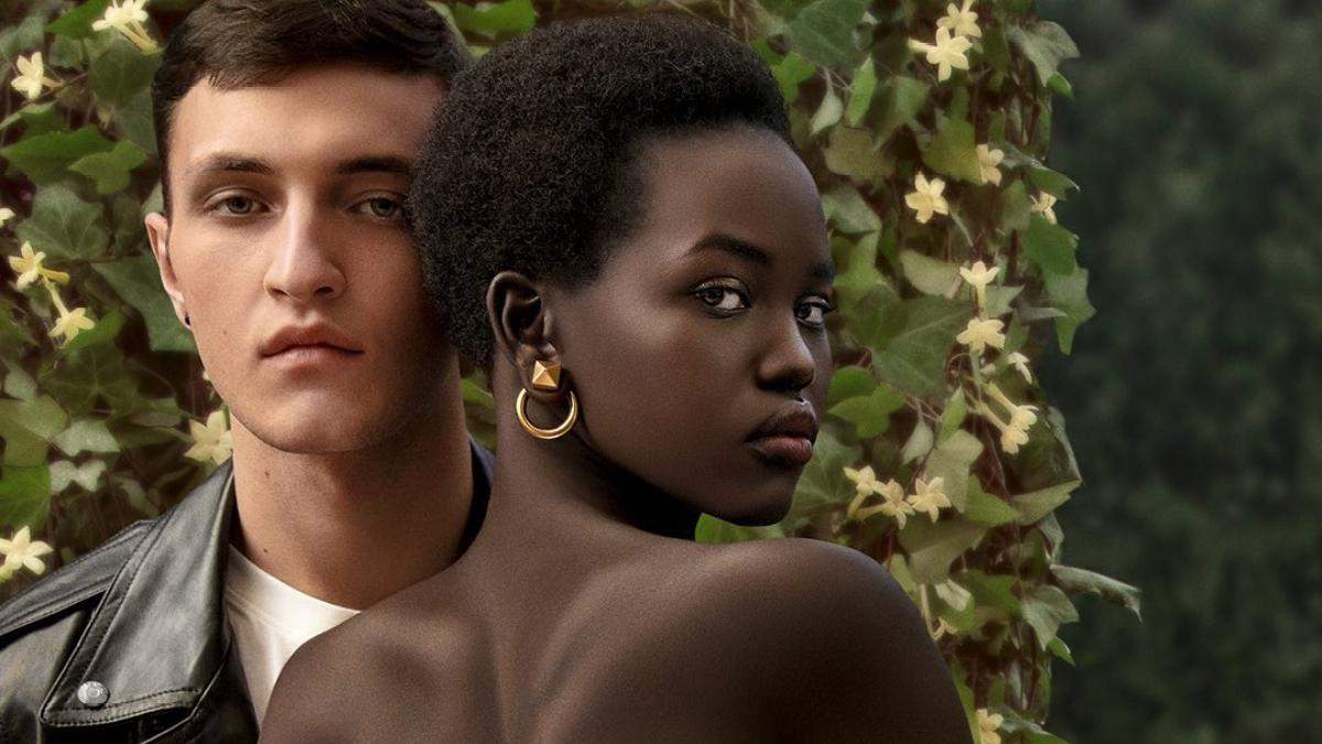 Адут Акеч і Анвар Гадід представили аромати Valentino Адут Акеч і Анвар Гадід представили аромати Valentino