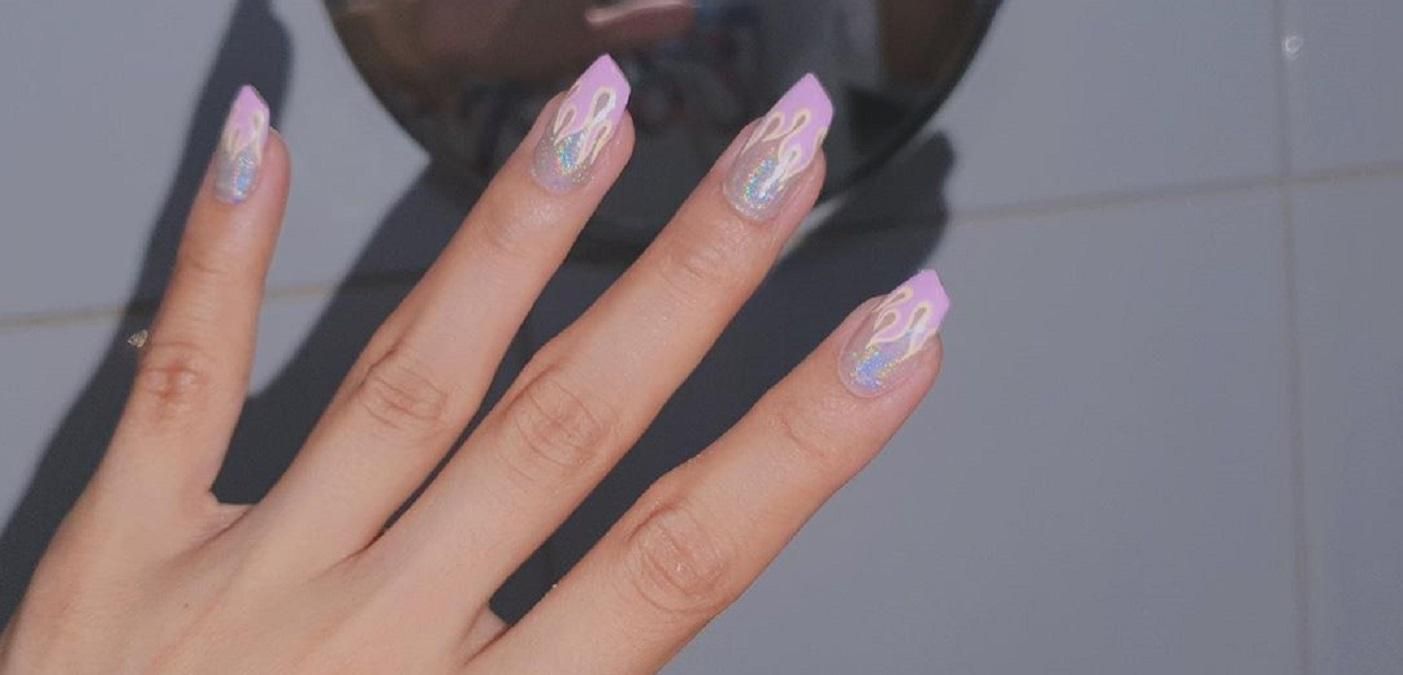 Бьюти тренд в Instagram: ногти в форме помады – фото и видео