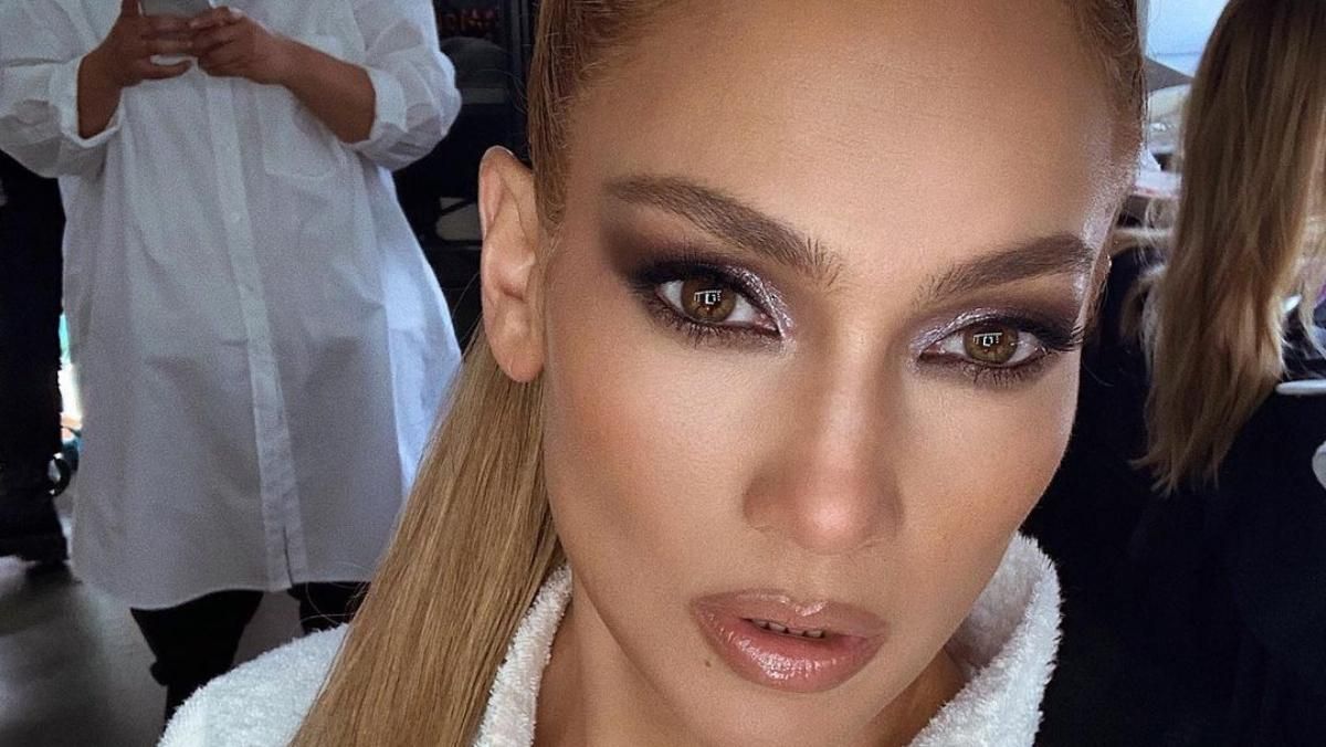 Как правильно маскировать недостатки на лице: главная ошибка Как правильно маскировать недостатки на лице: главная ошибка