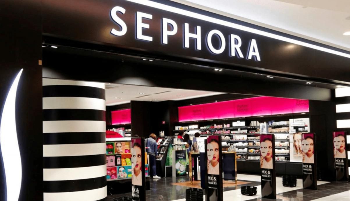 Тепер без косметики: компанія Sephora призупинила діяльність в Росії - Краса