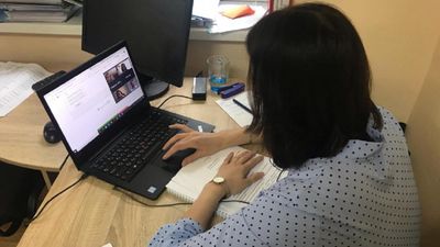 Львів'яни створили "віртуального волонтера", який завоював довіру світу